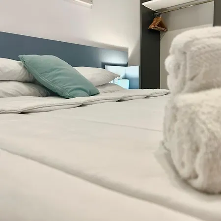 Modern And Spacious 3 Bedroom Apartmán Pembroke